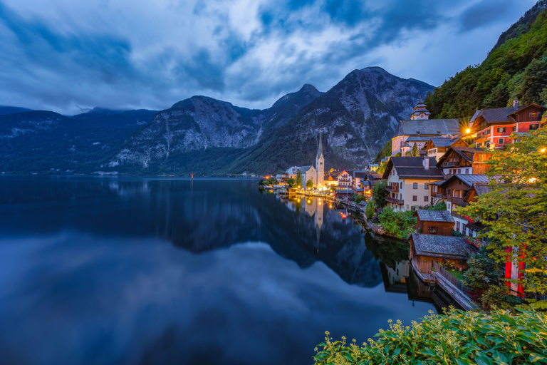 Vienna: Salzburg and Hallstatt Day Trip with Guide