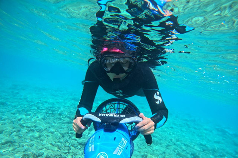 Chania: Passeio de barco com snorkel em scooter marítima