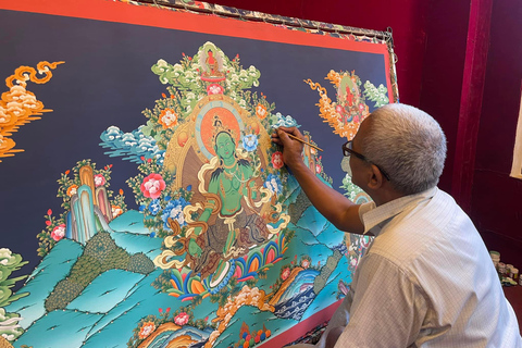 Katmandu: Wycieczka do Bhaktapur, malowanie thangki i rzeźbienie w drewnieKatmandu: Plac Durbar w Bhaktapurze i wycieczka śladami rzemieślników