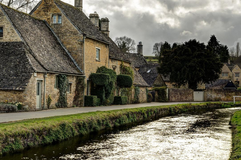 Oxford: Walking Tour with Cotswolds Villages Day Trip All Inclusive Full Day Private Tour in Oxford and Cotswold