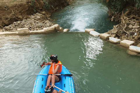 Luang Prabang: Besichtigung der Kuang Si Wasserfälle, Schwimmen, Rafting