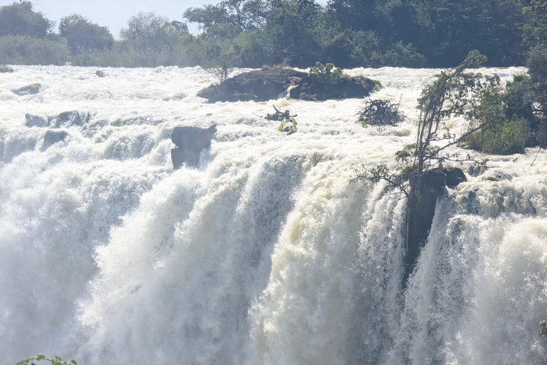 Livingstone: Victoria Falls Evening Guided Tour