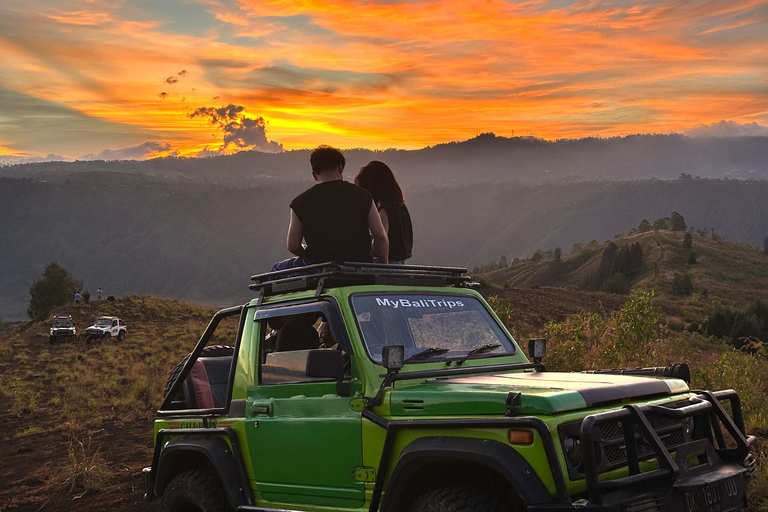 Excursión al atardecer en Jeep y Lava por el Monte Batur de Bali