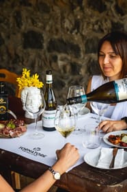 Etna: Tornatore Winery Tour, 4 Wines and Tasting Board