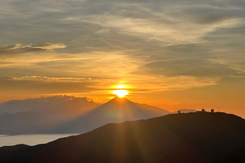 Son Tra Trekking Tour: Spot Wildlife, Nature and Landscapes Halfday Sunrise Trekking Tour to Ban Co Peak by Conquer