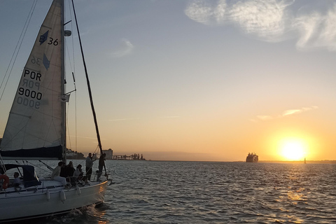 Lisboa : Journée et coucher de soleil sur le Tage