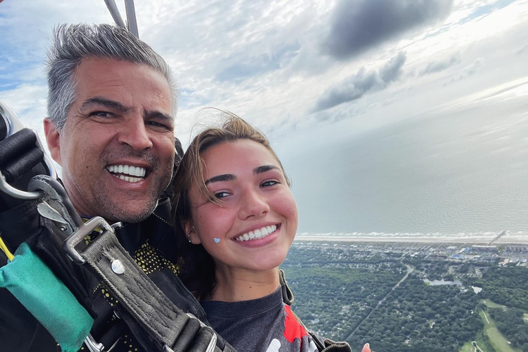 Jacksonville: Tandem Skydiving Experience