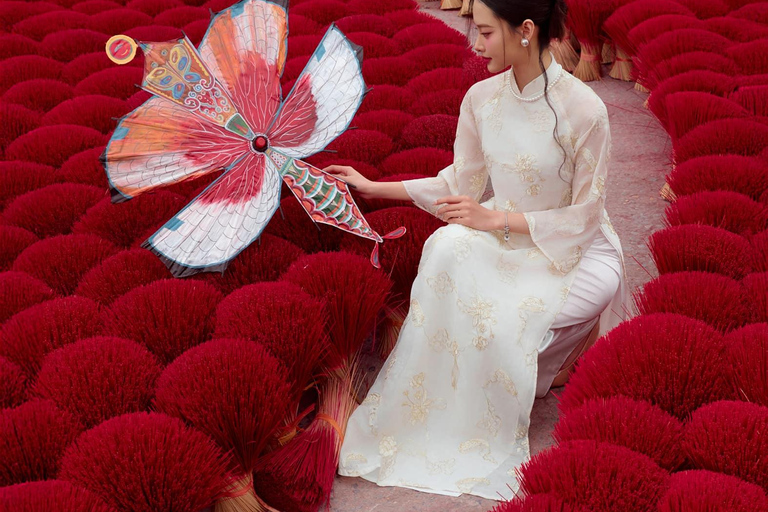 Hanoi Nhan Hien Sculpture Village or Hat and Incense Village Local Guide In Incense Village without Car Transfer & Ticket