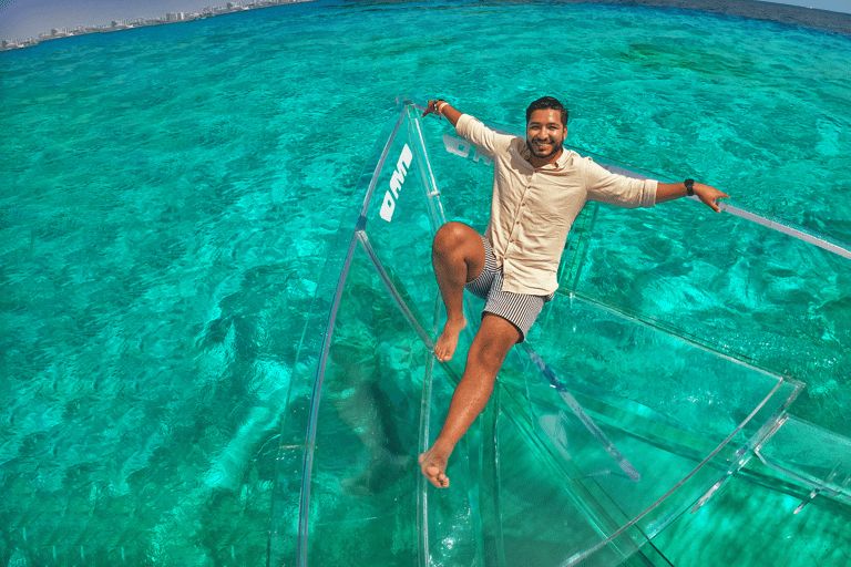 Isla Mujeres: Excursion Crystal Boat Tour at the Caribbean Isla Mujeres: Transparent Boat Tour