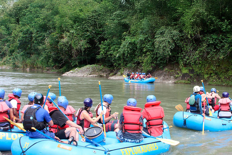 San José: Pacuare Hiking and Rapid Rafting 2-Day Trip