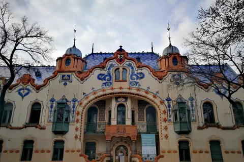 From Belgrade: Subotica and Palic Full-Day Trip with winery