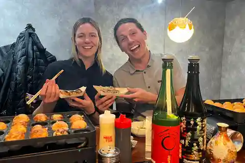 たこ焼きDIYで大阪の日本酒をテイスティング