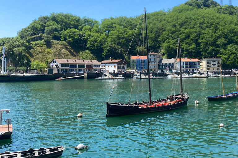 Coastal route from Pasaia to San Sebastian + Pintxos Sightseeing Tour