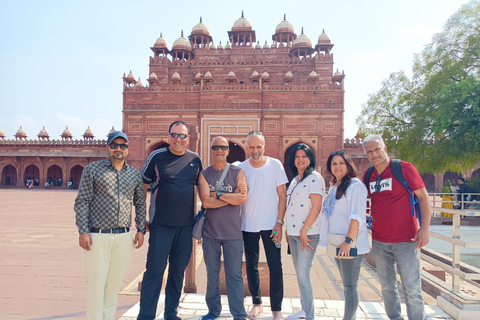 Prywatna wycieczka samochodem do Agry i Fatehpur Sikri tego samego dniaSamochód AC + przewodnik