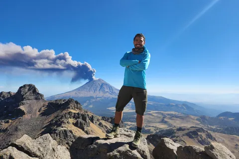Conquer the summit of the Iztaccihuatl volcano