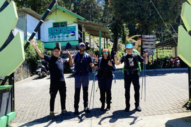 From Yogyakarta or Semarang: 2-Day Mount Merbabu Hiking Tour 2D Mount Merbabu Hiking Tour From Semarang