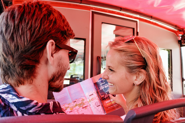 Buenos Aires: Hop-on-hop-off-bustour door de stad