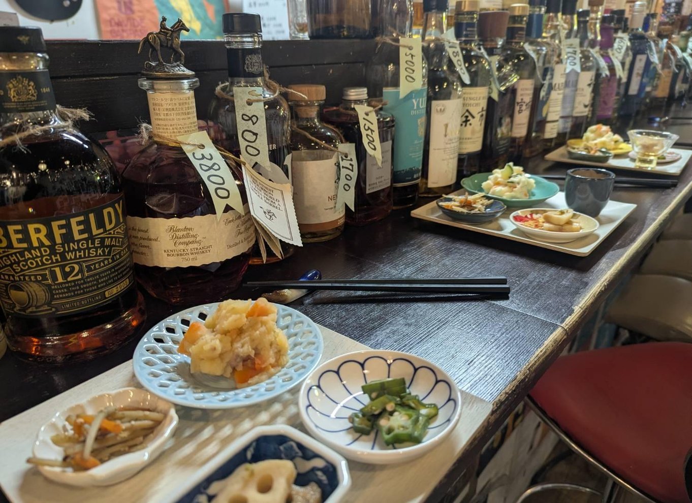 Osaka: Madtur i Shinsekai med 15 retter og 3 drikkevarer