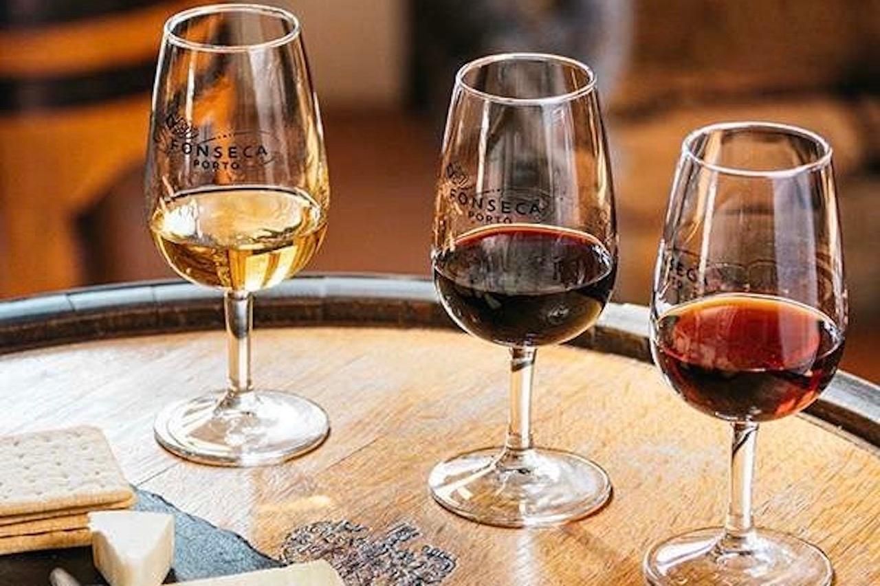 Douro ab Porto: Weinprobe in einem geheimen Weingut