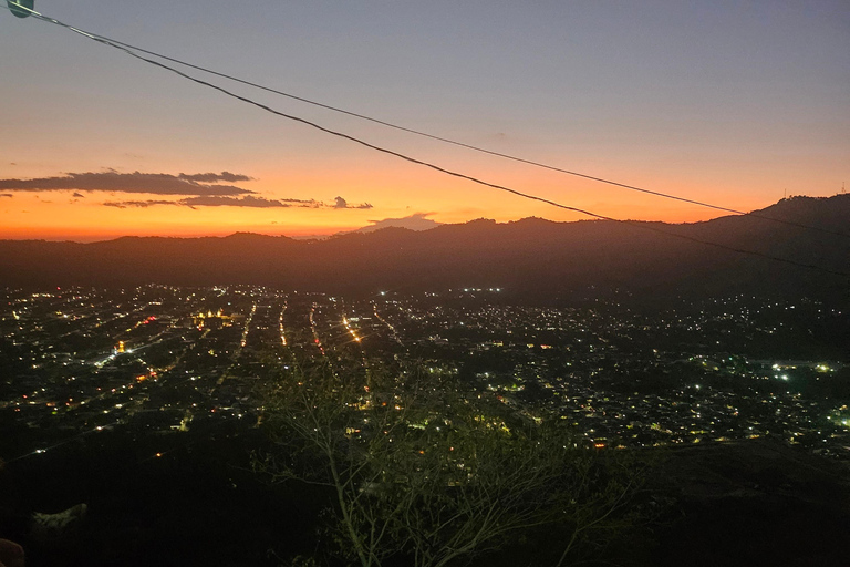 Santa Ana: Cerro Tecana Sunset Hike Tour