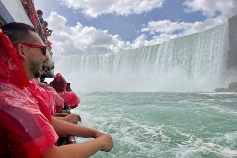 Niagara Falls Small Group French Tour w/ Journey & Boat Ride