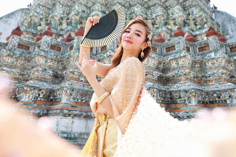 Bangkok: Thai Costume Rental - Hairdo, Makeup & Accessories