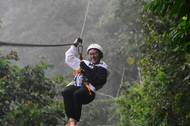 La Fortuna: Tour dei ponti sospesi e della zip line con pranzo