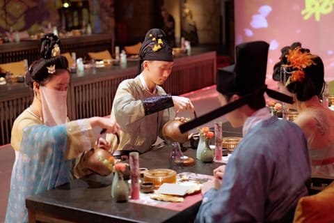 Shanghai: Immersive Han-Style Dinner Show
