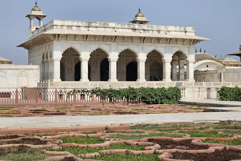 private guided tour Skip the line Taj Mahal tour private guided taj mahal tour skip the line