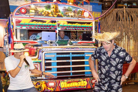 Panama City: Casco Viejo Sunset Walking Tour with Dinner