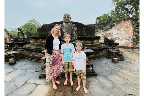 Negombo: Trincomalee Transfer with Dambulla Cave Temple
