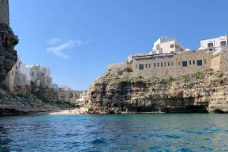 Polignano a Mare: Boat Cruise Among Caves and Turquoise Waters 4.5-Hour Private Tour