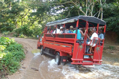 Passeio de safári saindo de Punta Cana