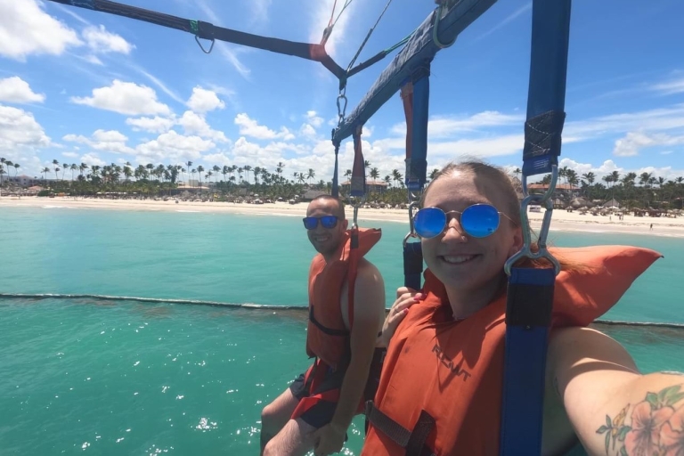 Parachute ascensionnel à Punta Cana : L'adrénaline dans le ciel