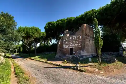 Rome: Appian Way and Catacombs of San Sebastian Tour