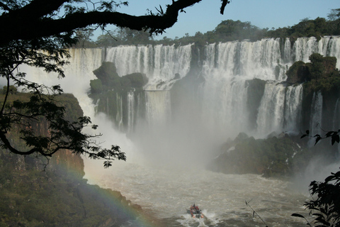 Odkrywanie wodospadów Iguazu w Argentynie