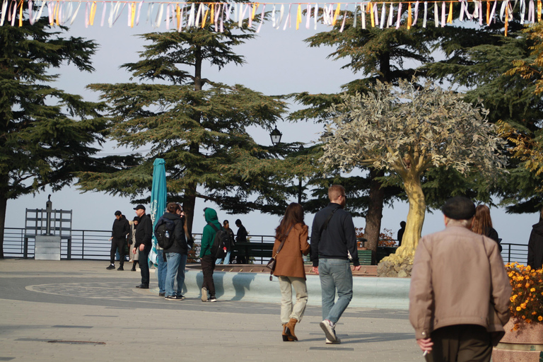 تبليسي: جولة في أساطير وخرافات ماتسمينداتجربة سفر خاصة