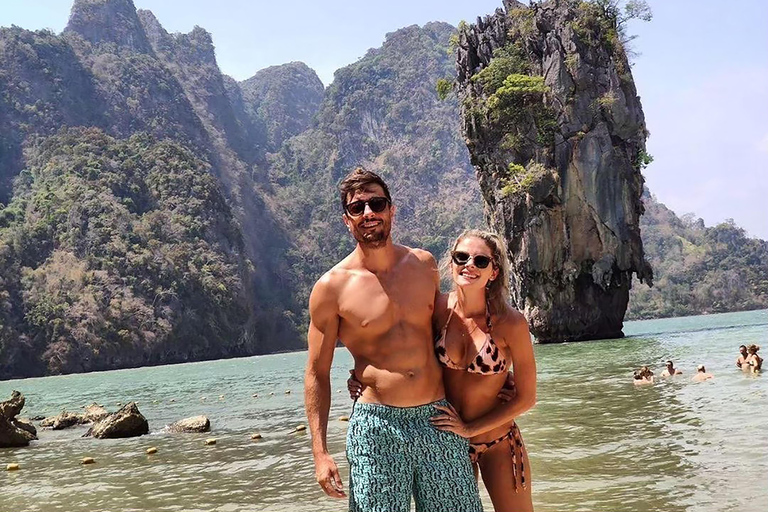 Phuket: James-Bond-Insel mit dem großen Boot und Meereshöhlen-KanufahrenPhuket: James Bond Island mit dem großen Boot und Kanufahren in der Meereshöhle