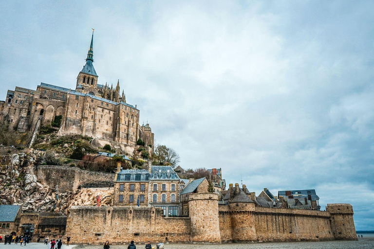 Mont Saint-Michel: Ticket & Audio Tour Mont Saint-Michel: Ticket & Audio Tour (FR)