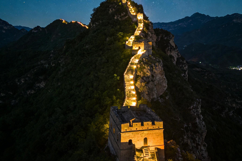 Beijing: Great Wall & Gubei Water Town Day to Night Tour Private Group Gubei Water Town & Simatai Great Wall Day Trip