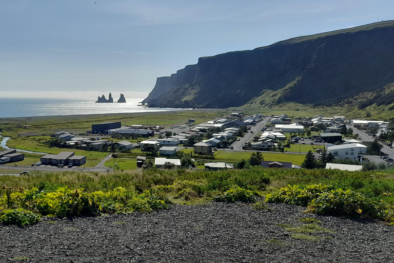 Glacier Lagoon and Diamond Beach Private Tour from Reykjavik