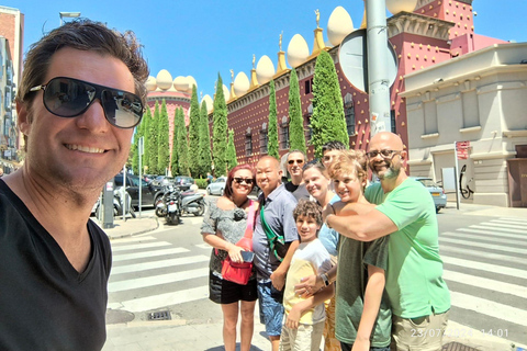 Ab Barcelona: Private Dalí-Tagestour nach Figueres und PúbolPrivate Tour