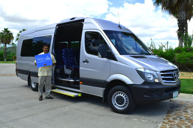 San Jose del Cabo: Aeroporto de Los Cabos ida e volta xfer compartilhadoSão José do Cabo: Traslado de van de ida e volta do aeroporto de Los Cabos