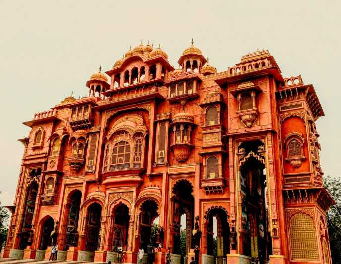 Tour panoramico di Jaipur di un giorno intero con guida in auto