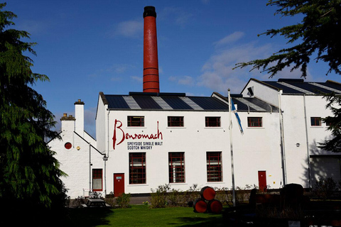 Inverness: Private Tour to Brodie Castle, Fort George & More Private Vehicle 1-4 Passengers