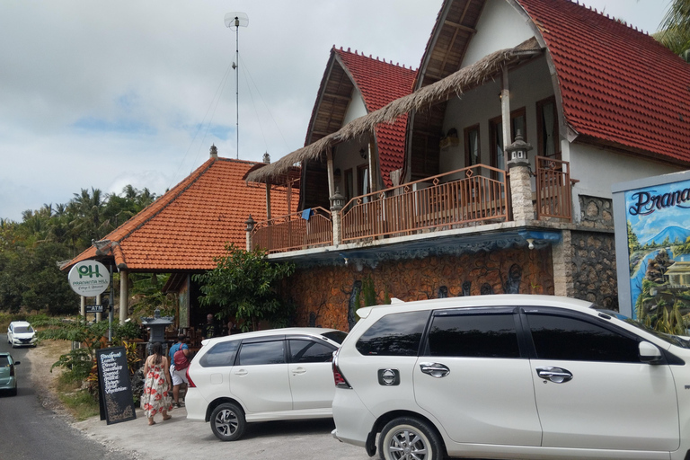 JEPARA HAMN : PRIVAT BILFÖRARE TILL YOGYAKARTA/BOROBUDUR