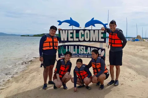 Puerto Princesa: Honda Bay Island Hopping with Picnic Lunch