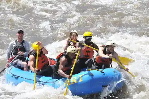 Cotopaxi: Bighorn Sheep Canyon Rafting Full Day Tour