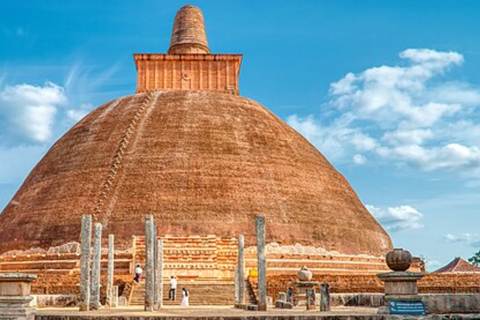 From Downsouth: 3-Day Anuradhapura, Sigiriya & Kandy Tour 3-Day Tour: Anuradhapura, Sigiriya & Kandy on a SUV
