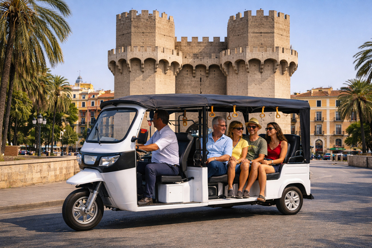 Valencia for Cruise Passengers: 1-Hour Tuk Tuk Tour
